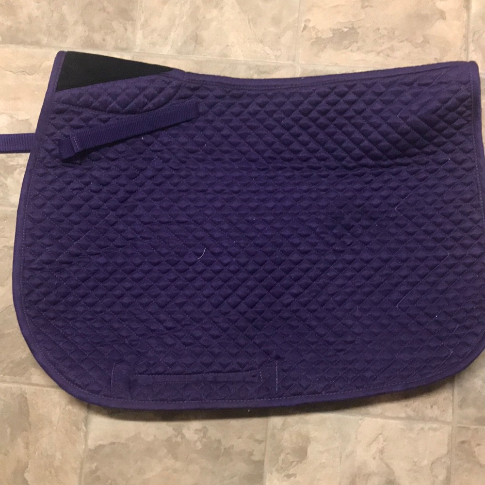 AP saddle pad, barely used, purple